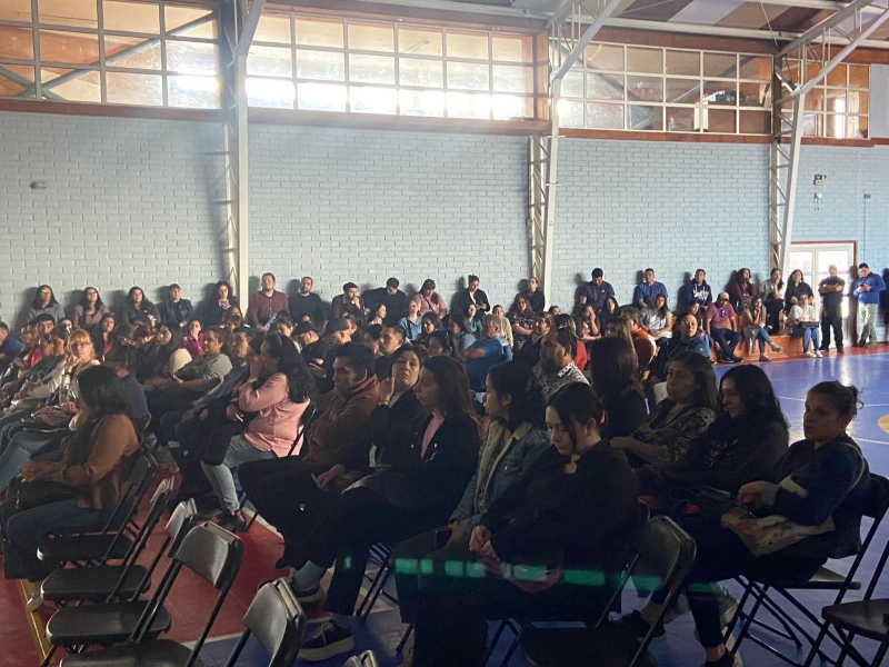 Taller "Madres y Padres en la Aventura hacia la Adolescencia"